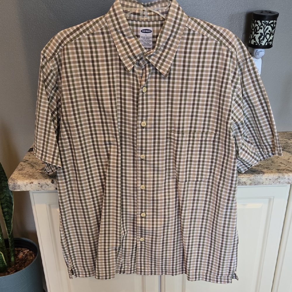 Old Navy Brown and Cream Plaid Short-Sleeve Button-Up Shirt Large 100% Cotton